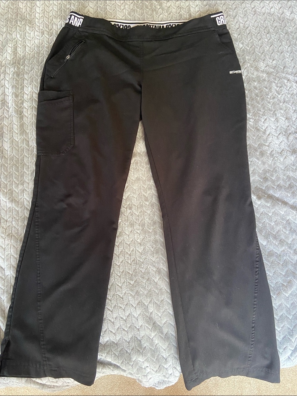 Grey's Anatomy Black Women’s Scrub Pants